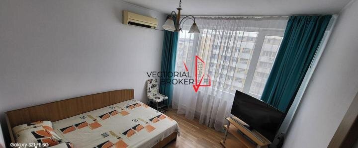 Piata Iancului, 3 camere semidecomandat